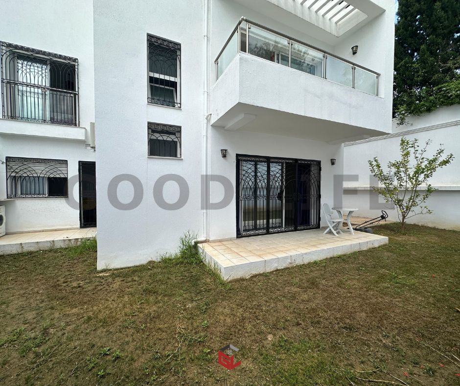 La Marsa&nbsp;Berge Du Lac&nbsp;Location&nbsp;Appart. 4 pi�ces&nbsp;Duplex s3 avec jardin au lac 2