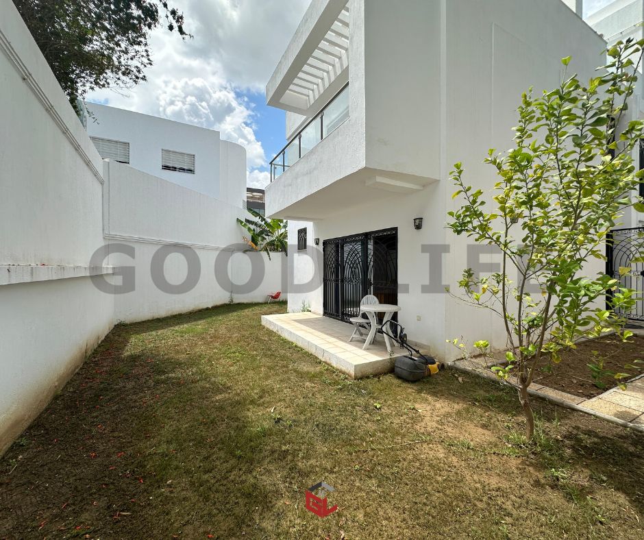 La Marsa&nbsp;Berge Du Lac&nbsp;Location&nbsp;Appart. 4 pi�ces&nbsp;Duplex s3 avec jardin au lac 2