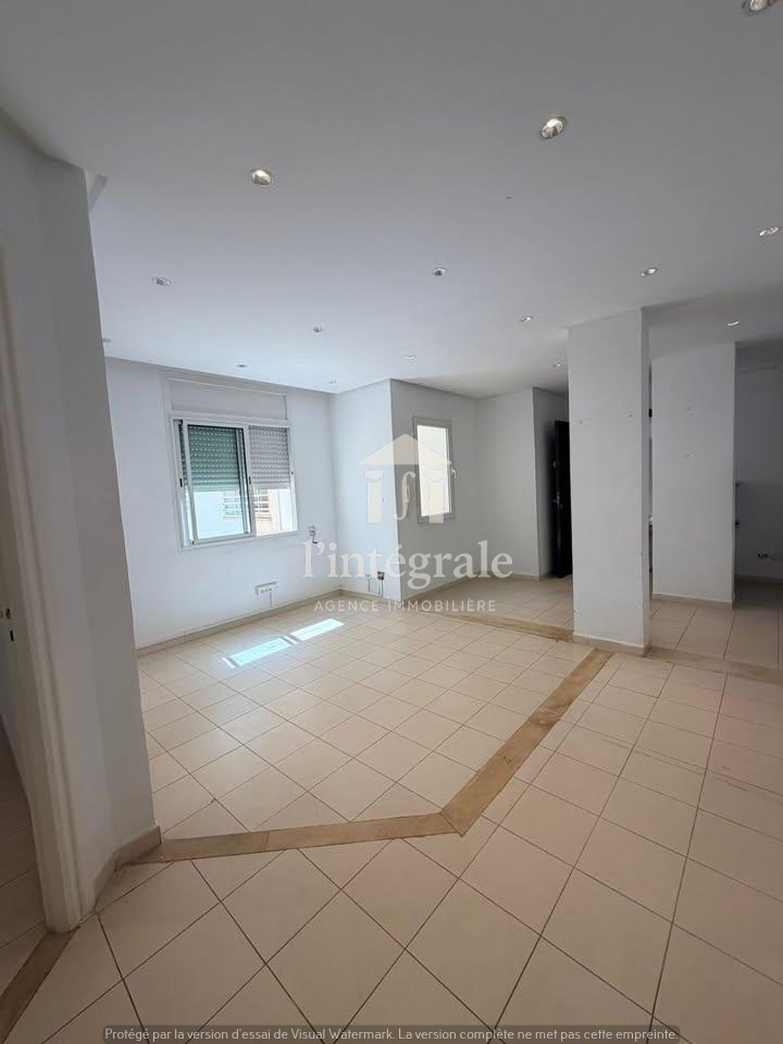 Ariana Ville&nbsp;Cite Ennasr 2&nbsp;Location&nbsp;Appart. 2 pi�ces&nbsp;S1 � usage professionnel