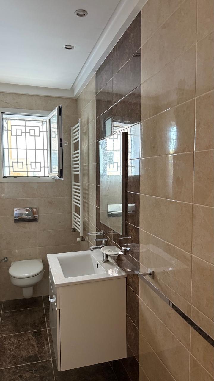 Ariana Ville&nbsp;Cite Ennasr 2&nbsp;Location&nbsp;Appart. 3 pi�ces&nbsp;Appartement s 2 cit� nasr