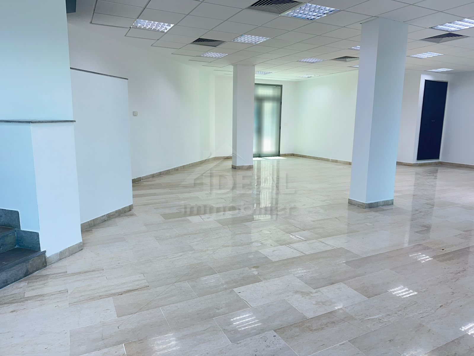 La Marsa&nbsp;Berge Du Lac&nbsp;Bureaux & Commerces&nbsp;Bureau&nbsp;Al bureau 180m2 lac1
