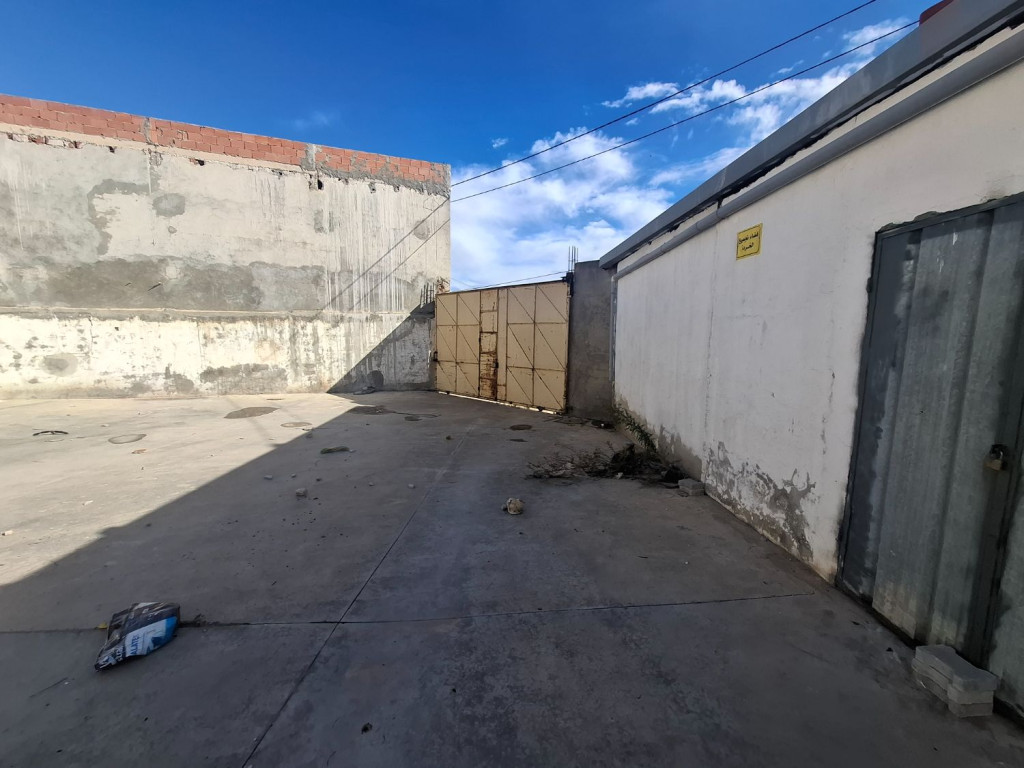 Mohamadia&nbsp;Mohamadia&nbsp;Bureaux & Commerces&nbsp;Fond de Commerce&nbsp;D�p�t 100 m oudhna