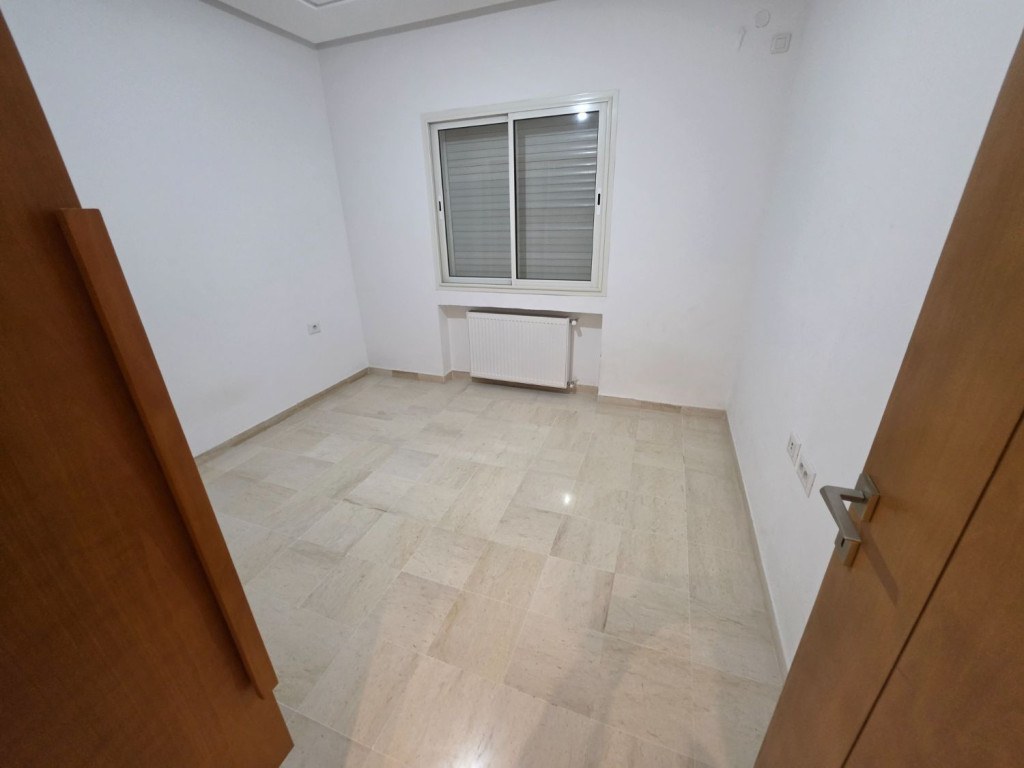 Ben Arous&nbsp;Ben Arous&nbsp;Bureaux & Commerces&nbsp;Fond de Commerce&nbsp;Local commercial megrine
