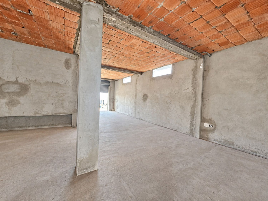 El Mourouj&nbsp;Bir El Kassaa&nbsp;Bureaux & Commerces&nbsp;Fond de Commerce&nbsp;Local commercial � 100 m