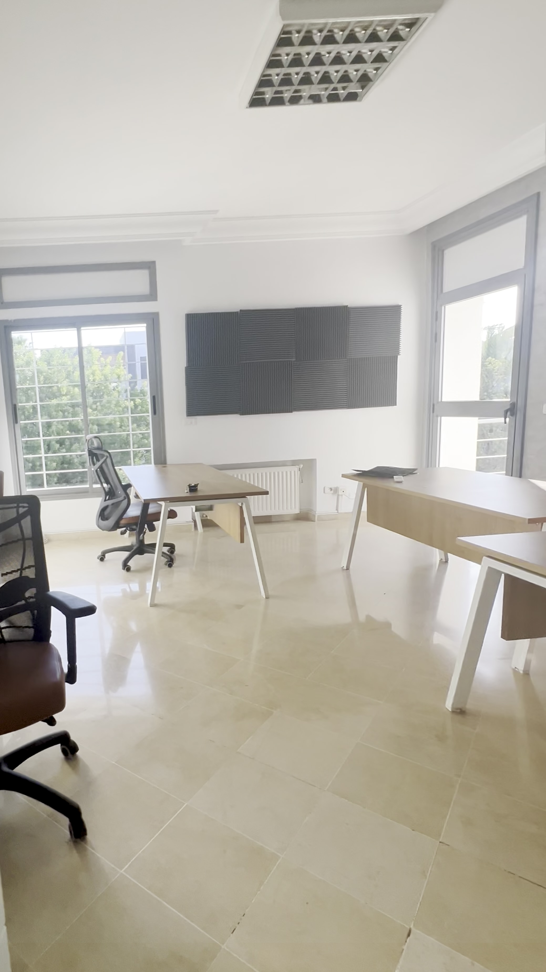 La Marsa&nbsp;Berge Du Lac&nbsp;Location&nbsp;Appart. 4 pi�ces&nbsp;Etage de villa bureautique lac 2
