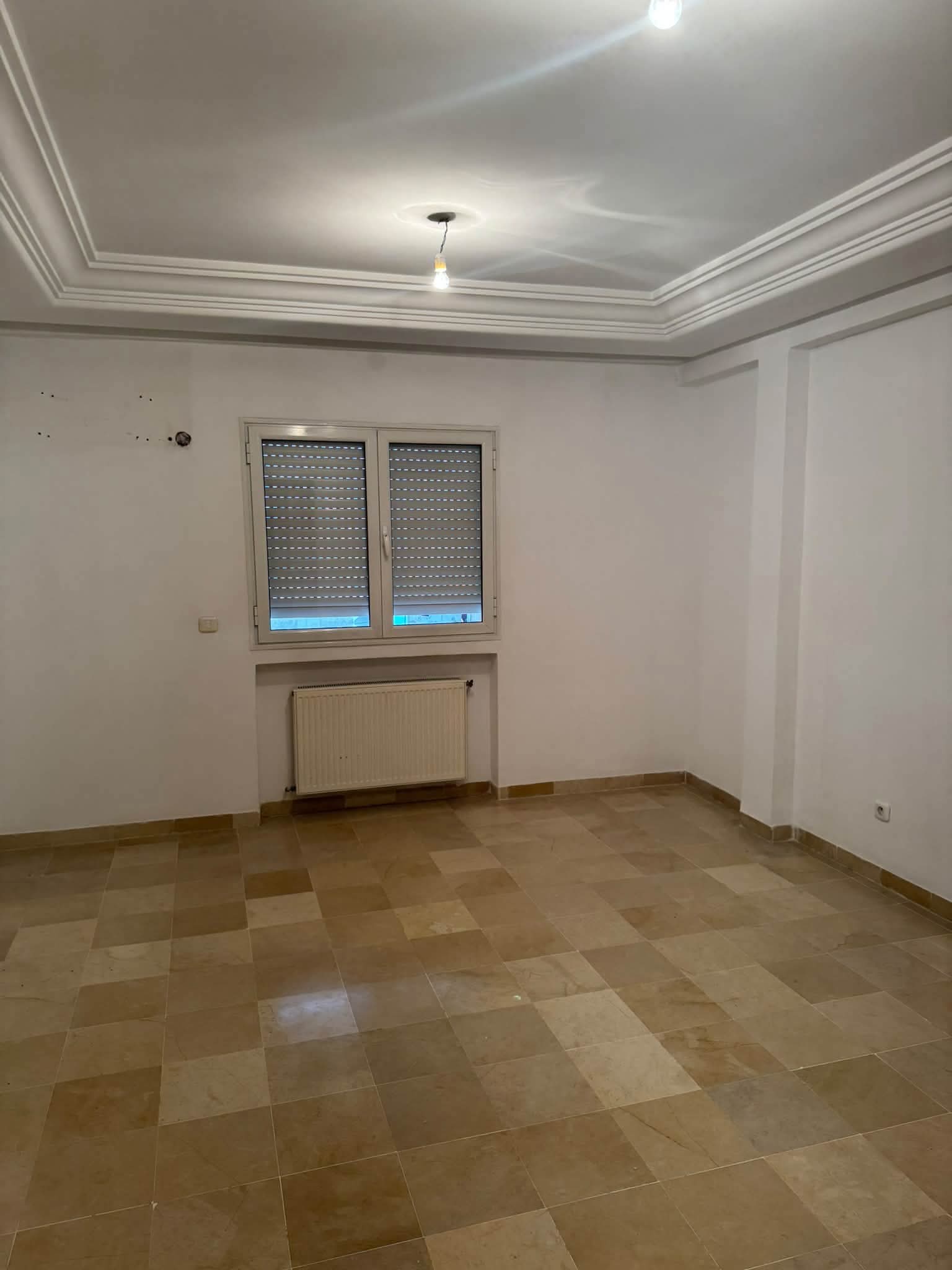 El Mourouj&nbsp;El Mourouj&nbsp;Location&nbsp;Appart. 3 pi�ces&nbsp;Appartement m 4 en face metro