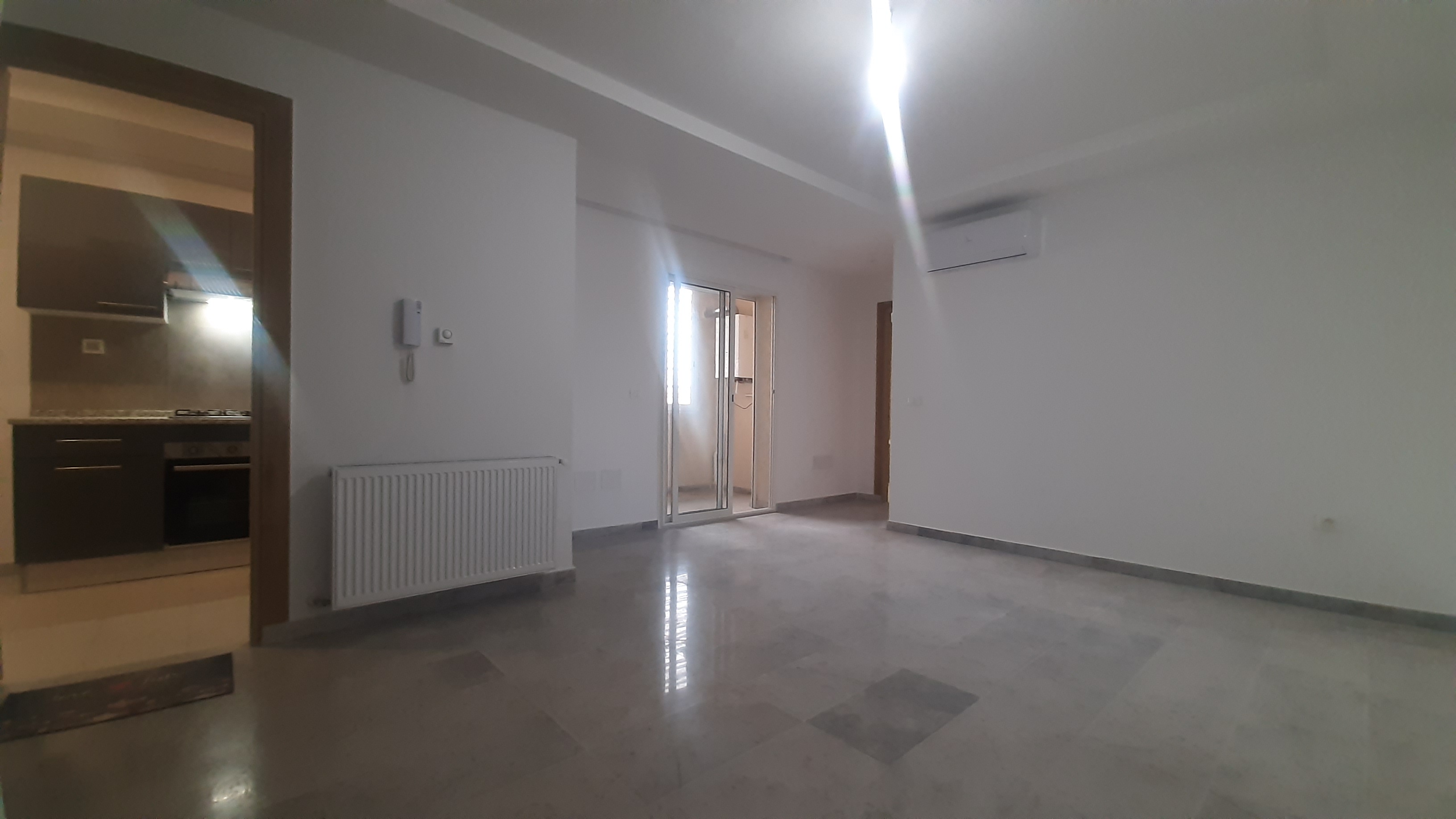 La Soukra&nbsp;Sidi Frej&nbsp;Location&nbsp;Appart. 1 pi�ce&nbsp;S plus 1 cot� utc et parc la soukra