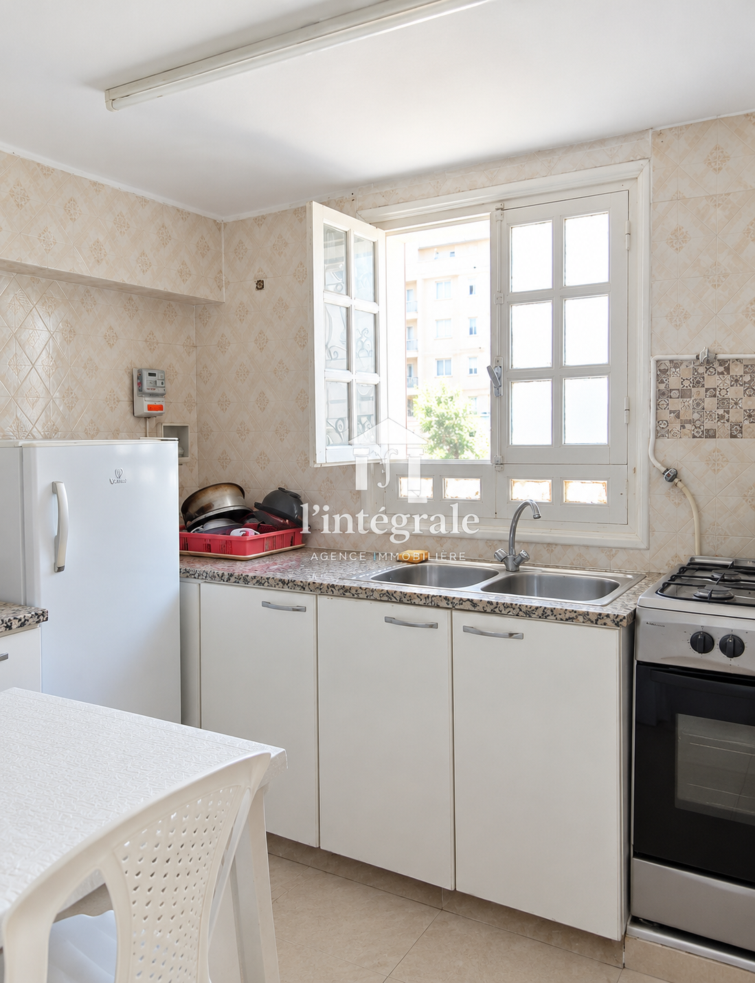 Ariana Ville&nbsp;Cite Ennasr 2&nbsp;Location&nbsp;Appart. 3 pi�ces&nbsp;S2 meubl� rdc