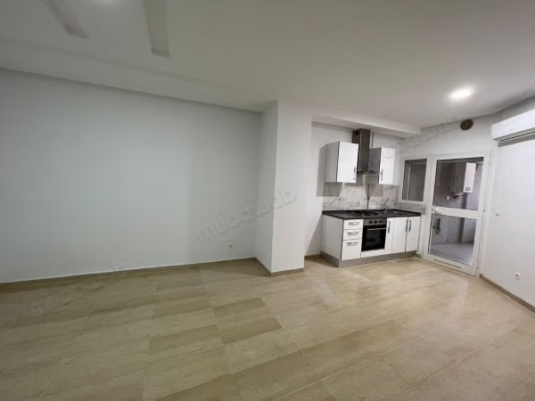Mnihla&nbsp;Jardins d'el Menzah&nbsp;Location&nbsp;Appart. 1 pi�ce&nbsp;S1 1000 jardin del menzah 2