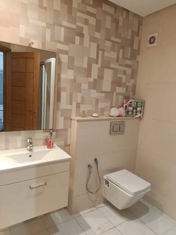 Ariana Ville&nbsp;Cite Ennasr 2&nbsp;Location&nbsp;Appart. 3 pi�ces&nbsp;S3 1600 ennasr 2