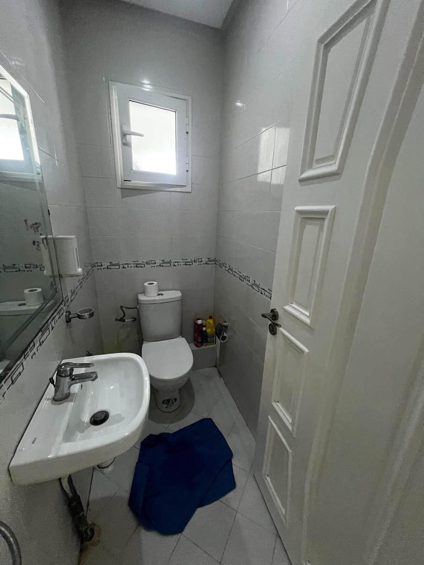 La Soukra&nbsp;La Soukra&nbsp;Location&nbsp;Appart. 3 pi�ces&nbsp;S3 meuble la soukra 1800