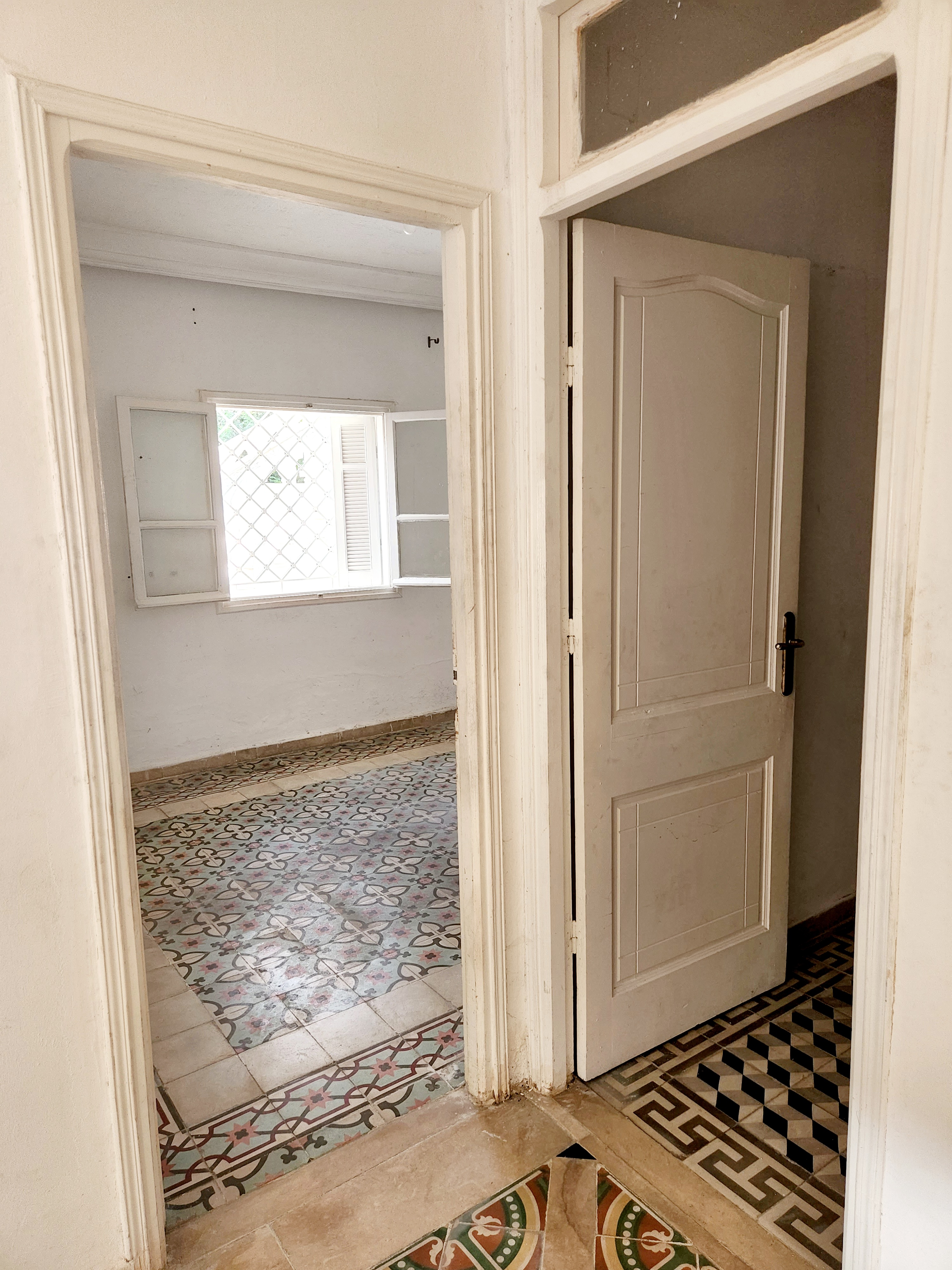 Rades&nbsp;Rades Medina&nbsp;Location&nbsp;Appart. 4 pi�ces&nbsp;Rez de jardin