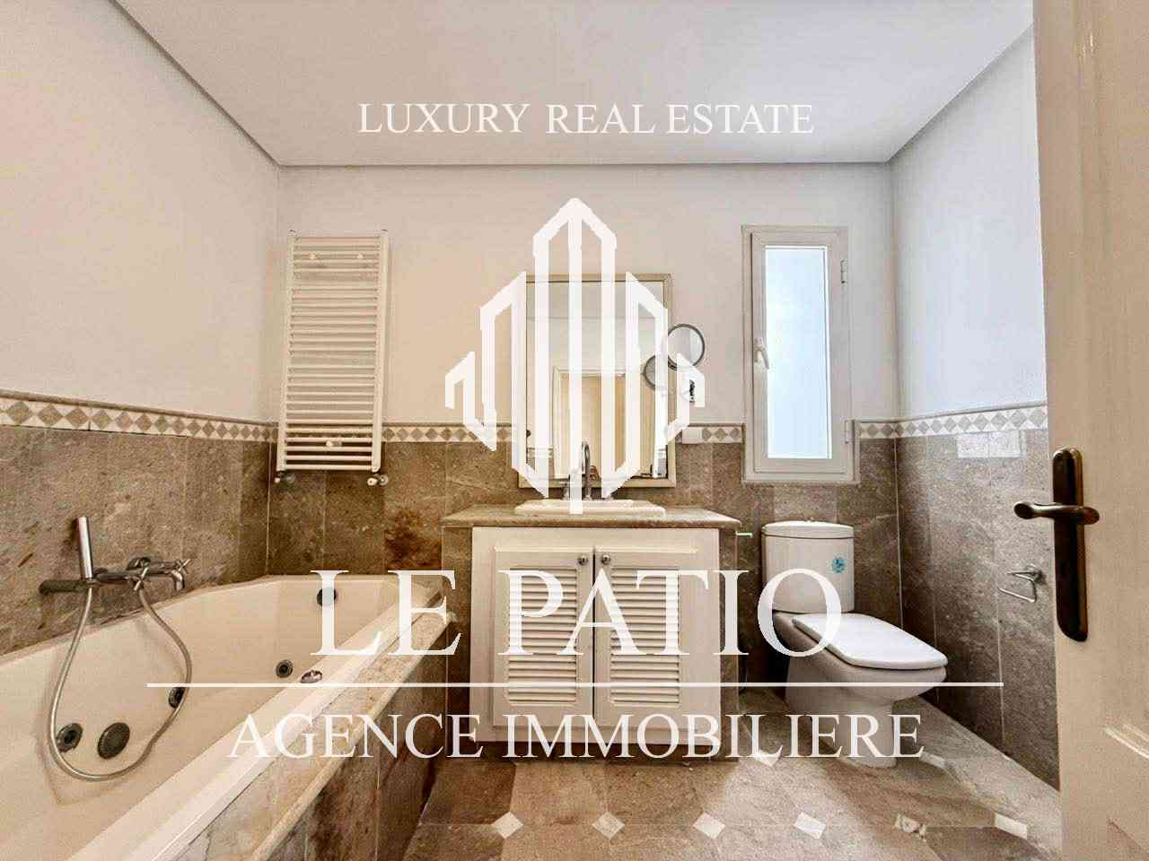 La Marsa&nbsp;Marsa Safsaf&nbsp;Location&nbsp;Maisons&nbsp;Villa s4 avec un grand jardin la marsa ville