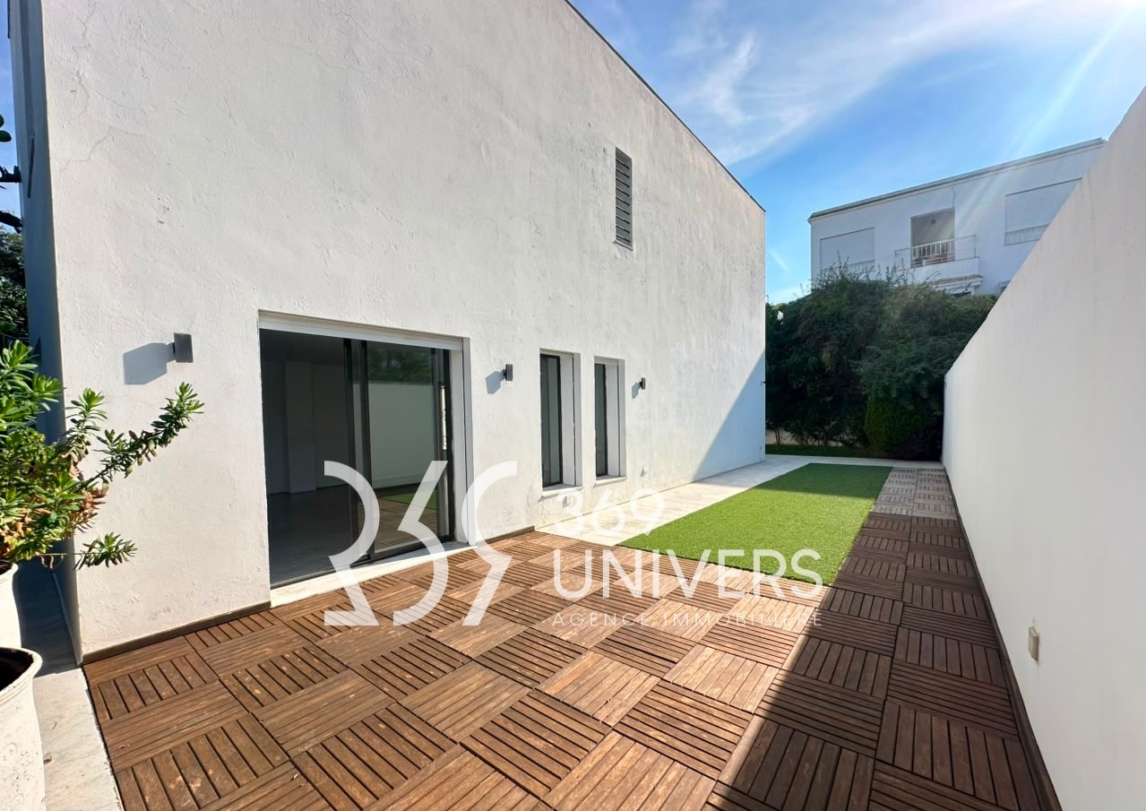 La Marsa&nbsp;Gammart&nbsp;Location&nbsp;Maisons&nbsp;Triplex avec jardin � gammarth ref rd053