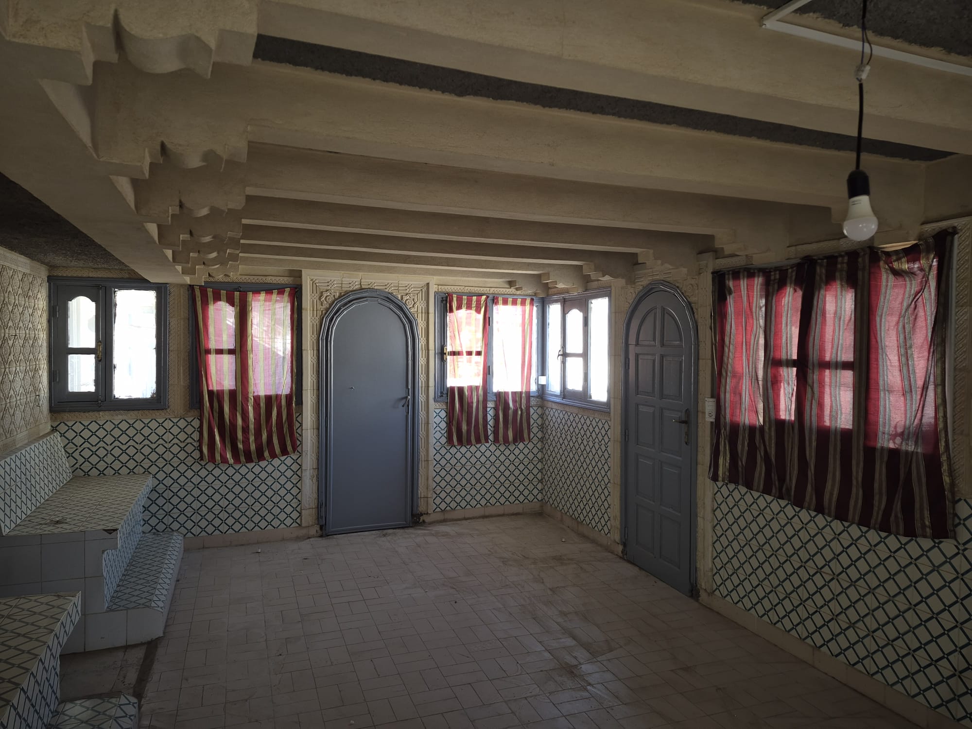 Raoued&nbsp;Cite El Ghazala 2&nbsp;Location&nbsp;Appart. 3 pi�ces&nbsp;S plus 3 avec grande terrasse