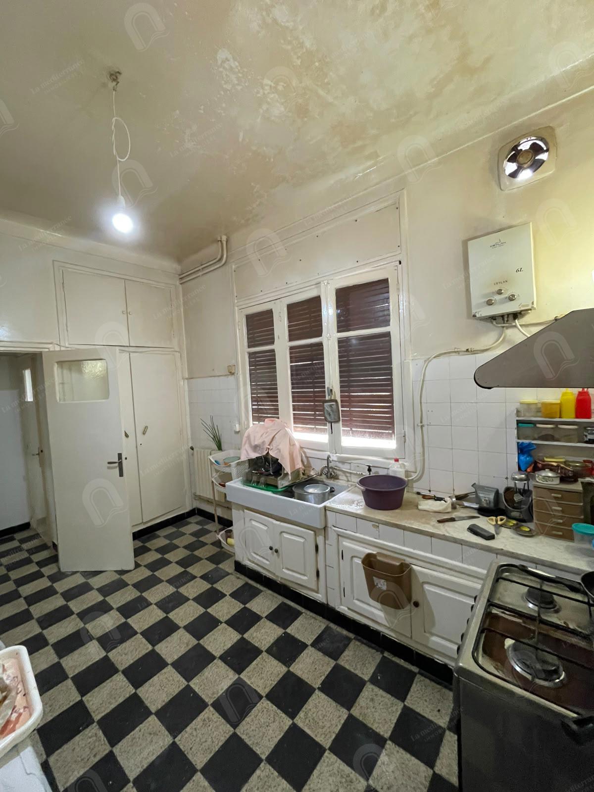 Le Bardo&nbsp;Le Bardo&nbsp;Vente&nbsp;Appart. 5 pi�ces+&nbsp;Villa s6 au coeur de bardo