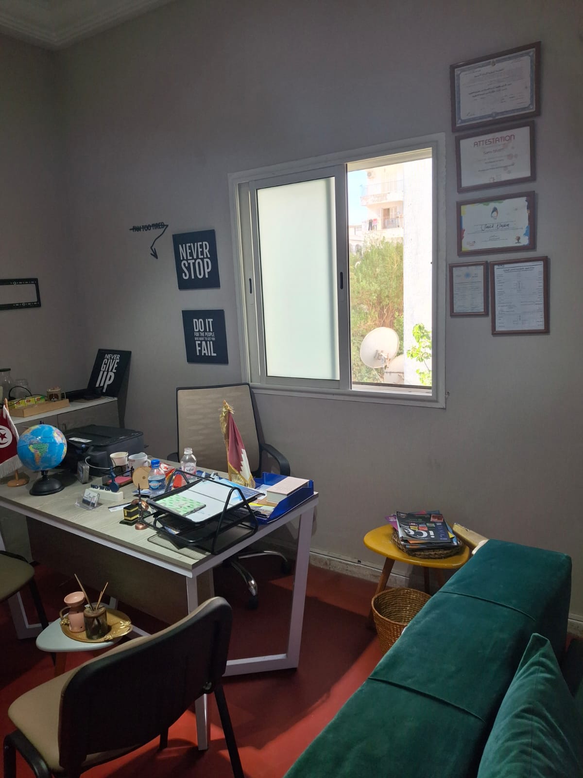 Ariana Ville&nbsp;El Menzah 5&nbsp;Location&nbsp;Appart. 1 pi�ce&nbsp;Beau bureau menzah 5