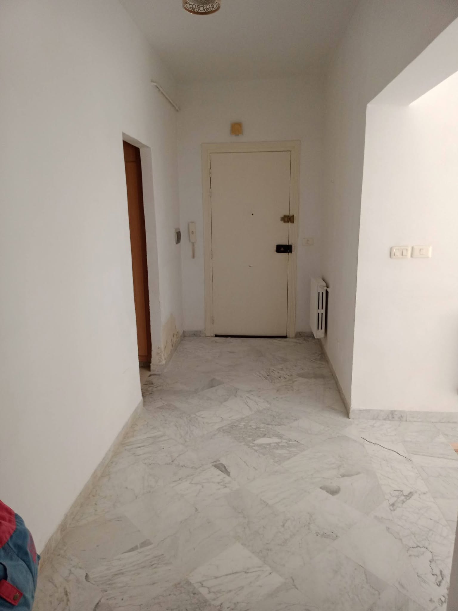 La Marsa&nbsp;El Aouina&nbsp;Location&nbsp;Appart. 4 pi�ces&nbsp;Al s3 aouina cot� ha