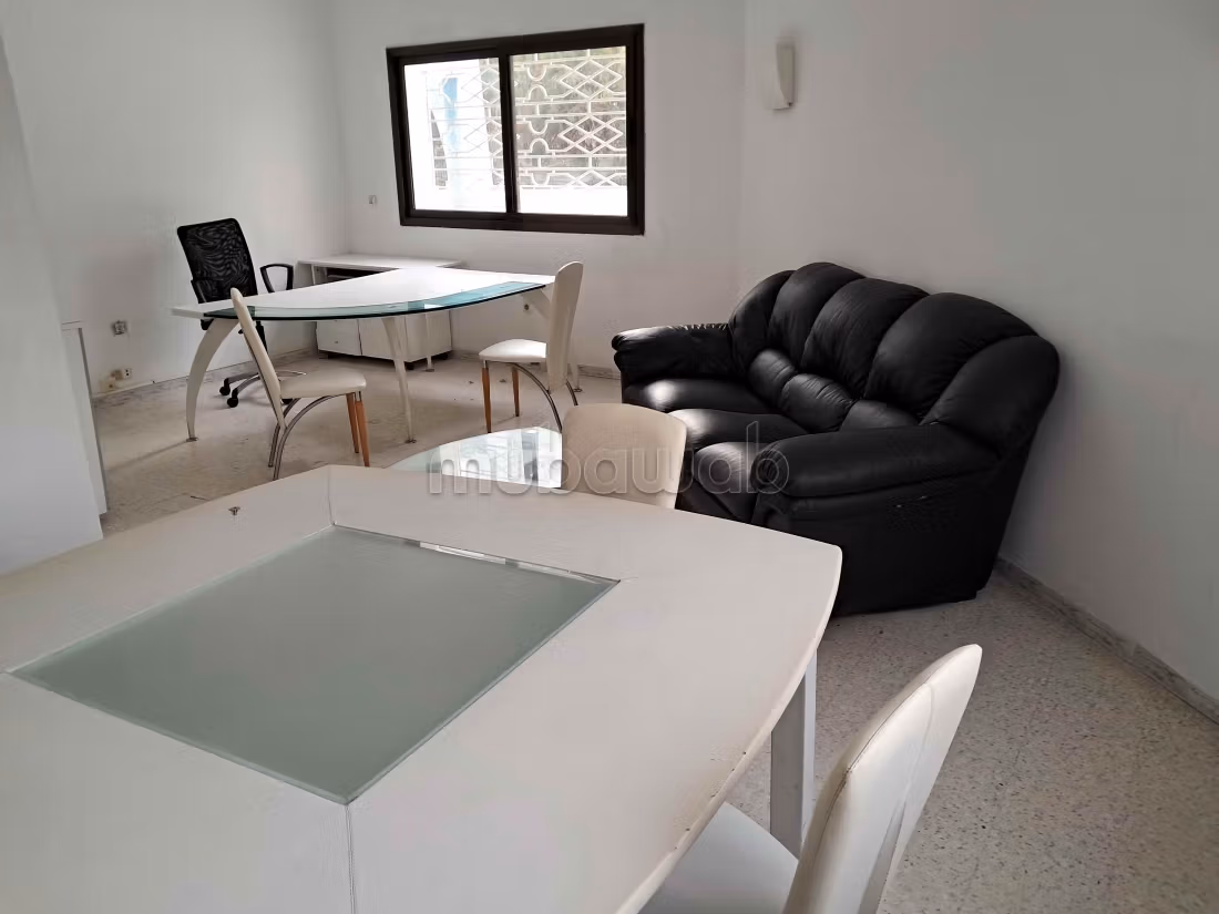 Cite El Khadra&nbsp;Zone urbaine nord&nbsp;Location&nbsp;Appart. 4 pi�ces&nbsp;Superb si�ge administratif