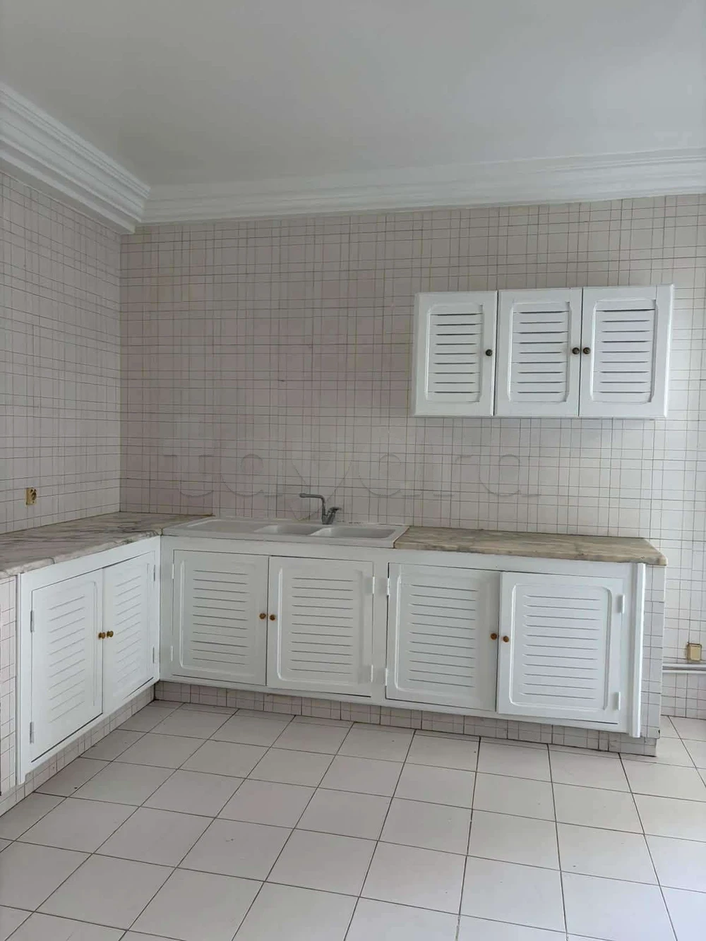Ariana Ville&nbsp;El Menzah 8&nbsp;Location&nbsp;Appart. 4 pi�ces&nbsp;Spacieux appartement � el menzah 8