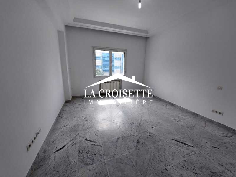 La Marsa&nbsp;Berge Du Lac&nbsp;Location&nbsp;Appart. 4 pi�ces&nbsp;Appartement s4 aux berges aux lac2 mal1136
