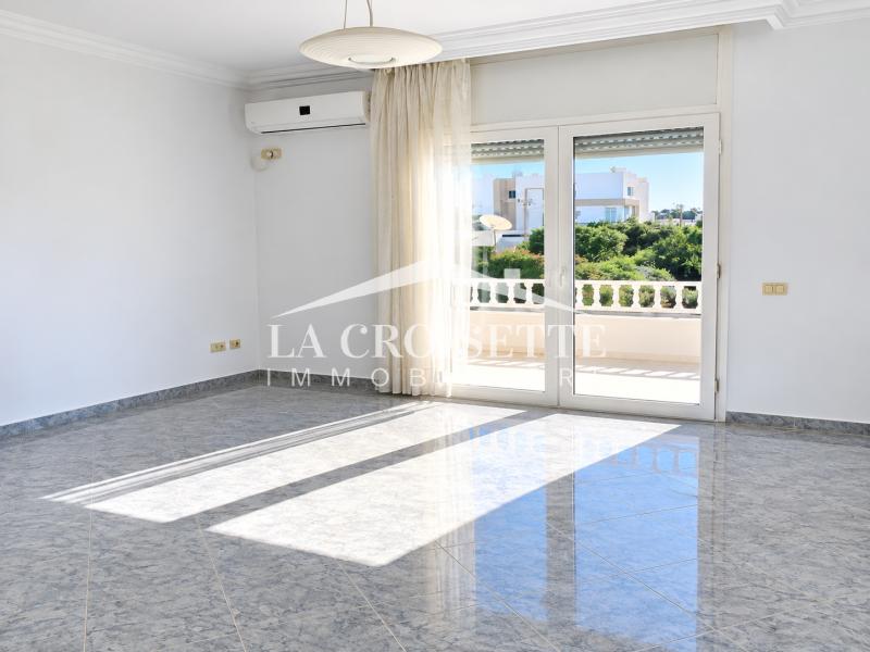 La Marsa&nbsp;Marsa Ennassim&nbsp;Location&nbsp;Maisons&nbsp;Villa s5 avec piscine � la marsa mvl0468