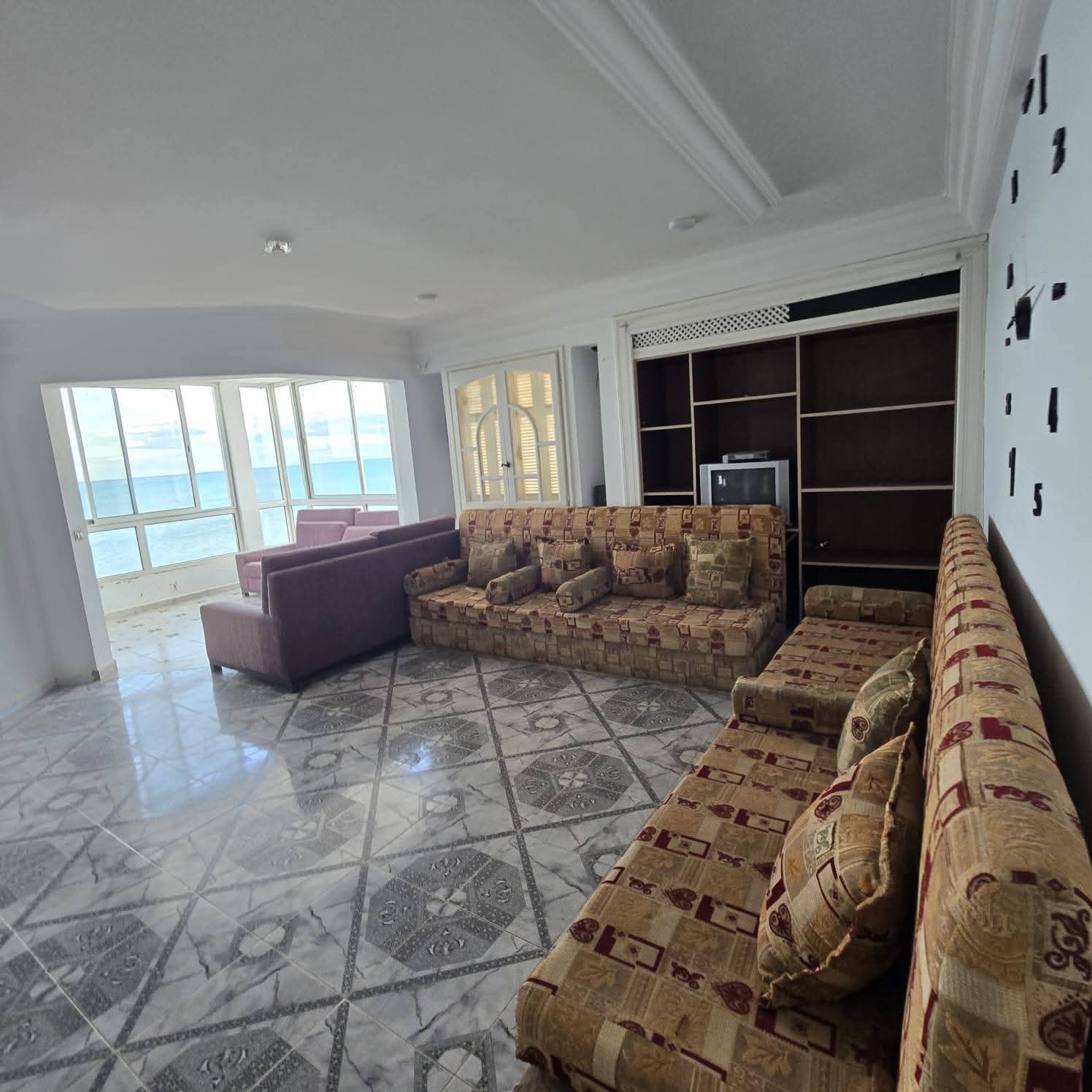 Akouda&nbsp;Chatt Meriem&nbsp;Vente&nbsp;Appart. 2 pi�ces&nbsp;Une appartement  pieds dans l'eau  � chatt mariem