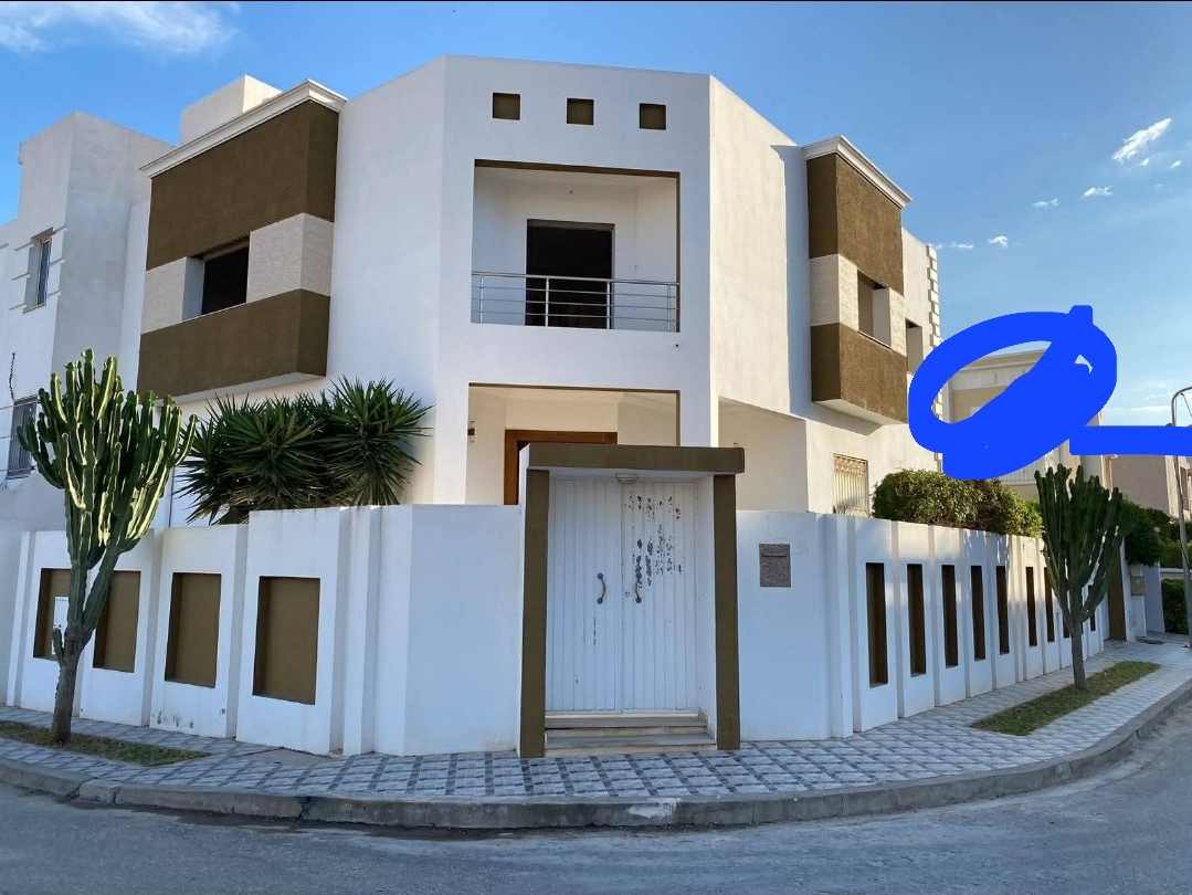 Sousse Jaouhara&nbsp;Sahloul&nbsp;Vente&nbsp;Appart. 2 pi�ces&nbsp;Villa 302m prestigieuse � sahloul 4