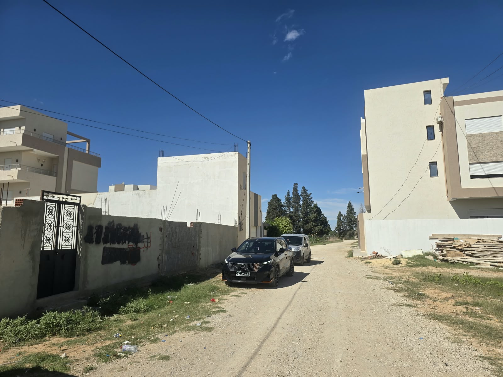 Akouda&nbsp;Chatt Meriem&nbsp;Vente&nbsp;Appart. 2 pi�ces&nbsp;Terrain  525 m et 250m  chott mariem