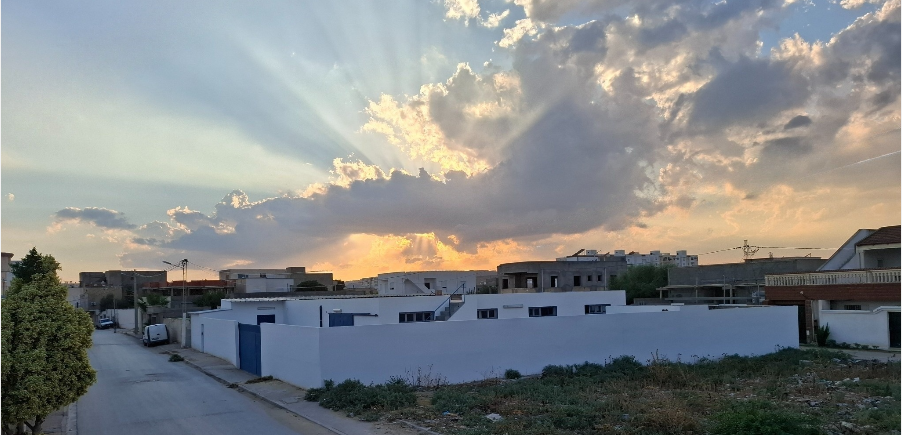 La Soukra&nbsp;Mosque Erraoudha&nbsp;Vente&nbsp;Autre&nbsp;D�p�t 930m2 sidi sofiene