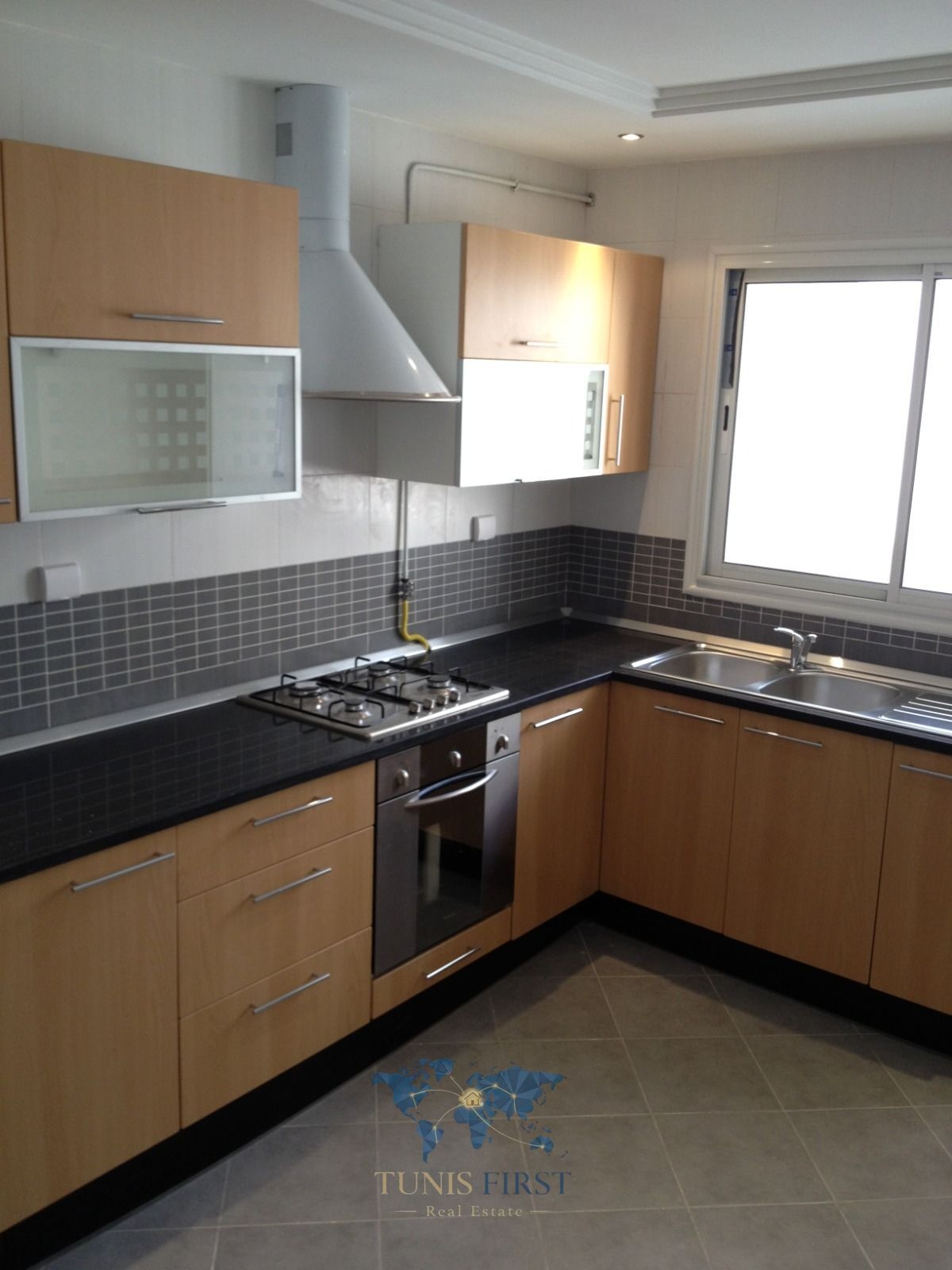 Ain Zaghouan&nbsp;Jardins de Carthage&nbsp;Location&nbsp;Appart. 3 pi�ces&nbsp;Appartement s2 vide aux  jardins de carthage