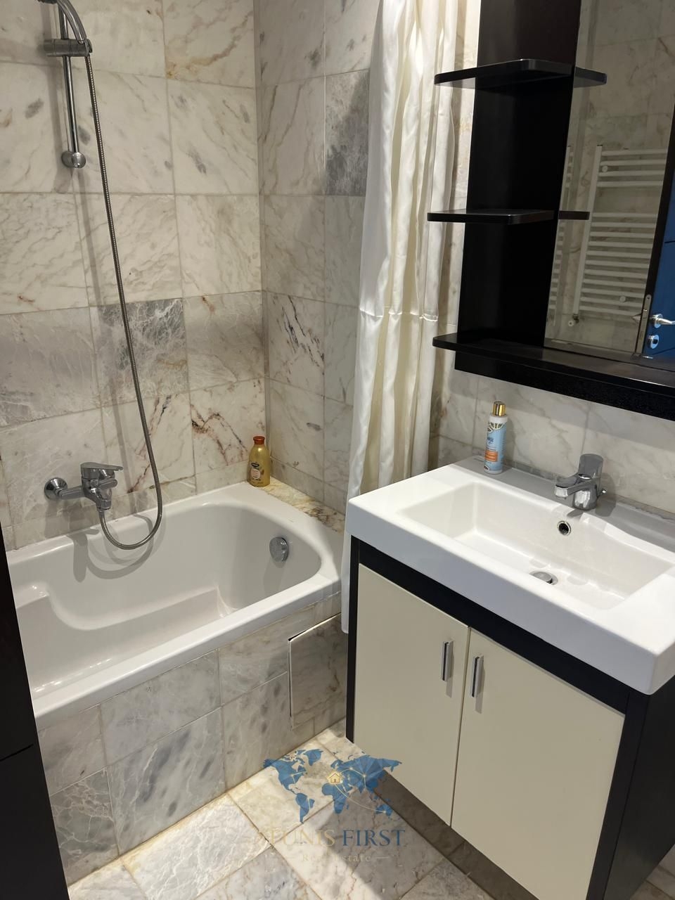 El Menzah&nbsp;El Menzah 1&nbsp;Location&nbsp;Appart. 4 pi�ces&nbsp;S3 vide � jardin el menzah