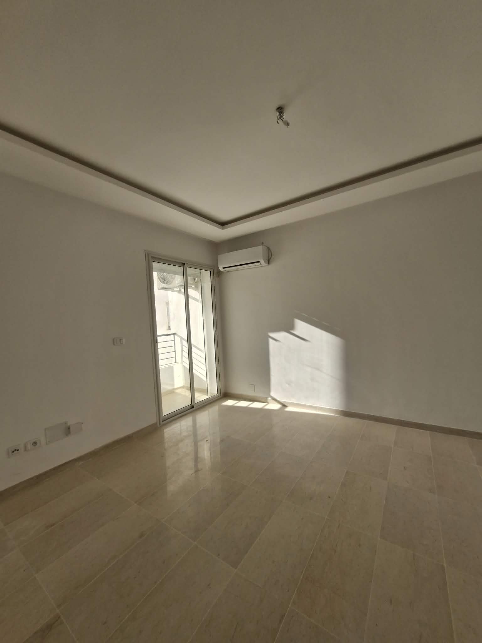 La Soukra&nbsp;Borj Louzir&nbsp;Location&nbsp;Appart. 2 pi�ces&nbsp;Appartement s2 r�sidence essaraya 3 borj louzir
